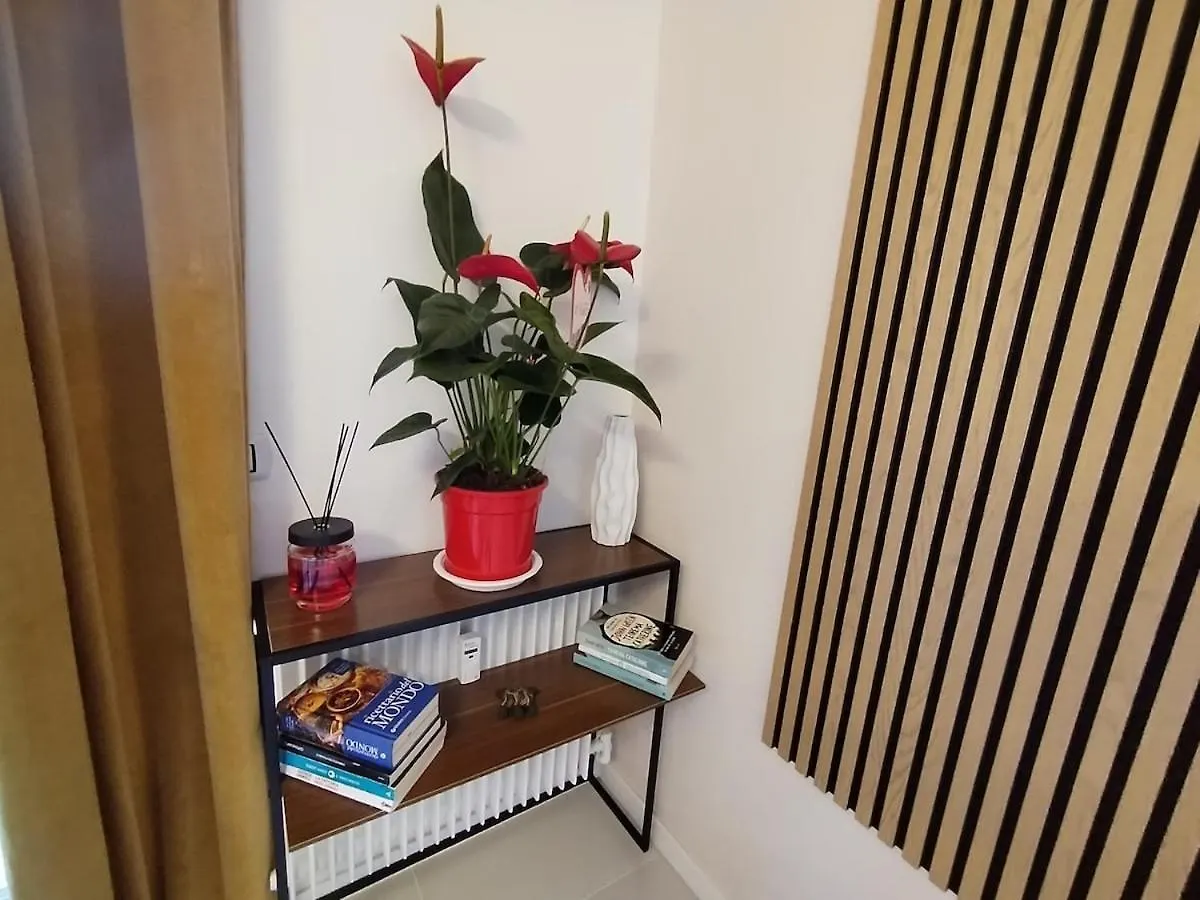 Melody'S Garden House Daire Como